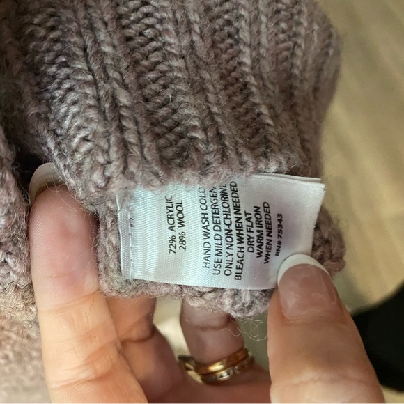 If It Were Me Women's Purple -  Grey Wool Blend Cable Knit Sweater - Size Small - Picture 6 of 6